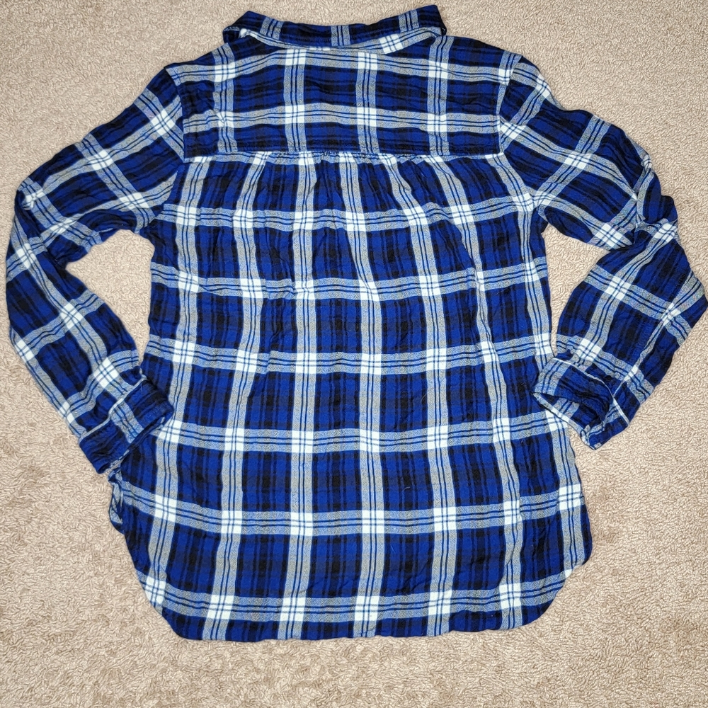 American Eagle Outfitters Navy Plaid Shirt (L) - Picture 3 of 4